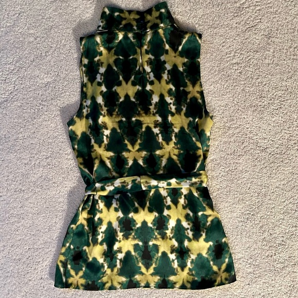 Lafayette 148 sleeveless silk green and yellow print top - Picture 5 of 6